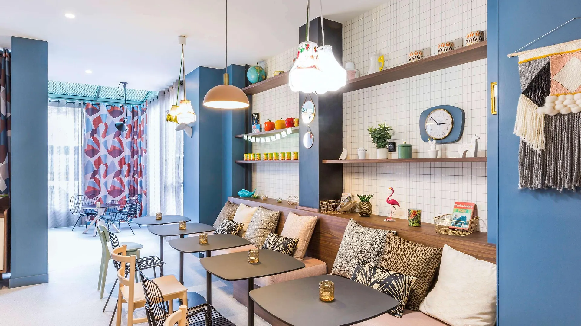Hotel Ibis Styles Gare De L'est Tgv 3*