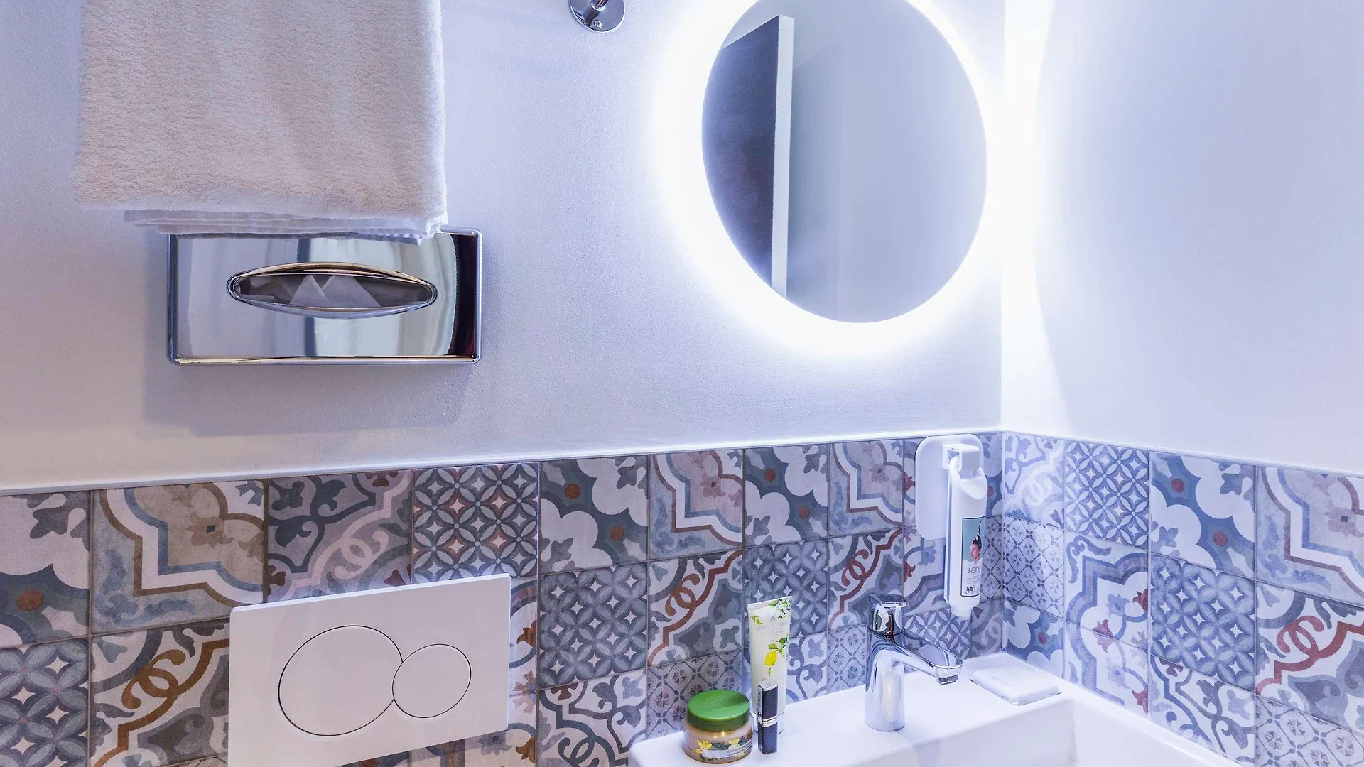 Ibis Styles Gare De L'est Tgv 3*